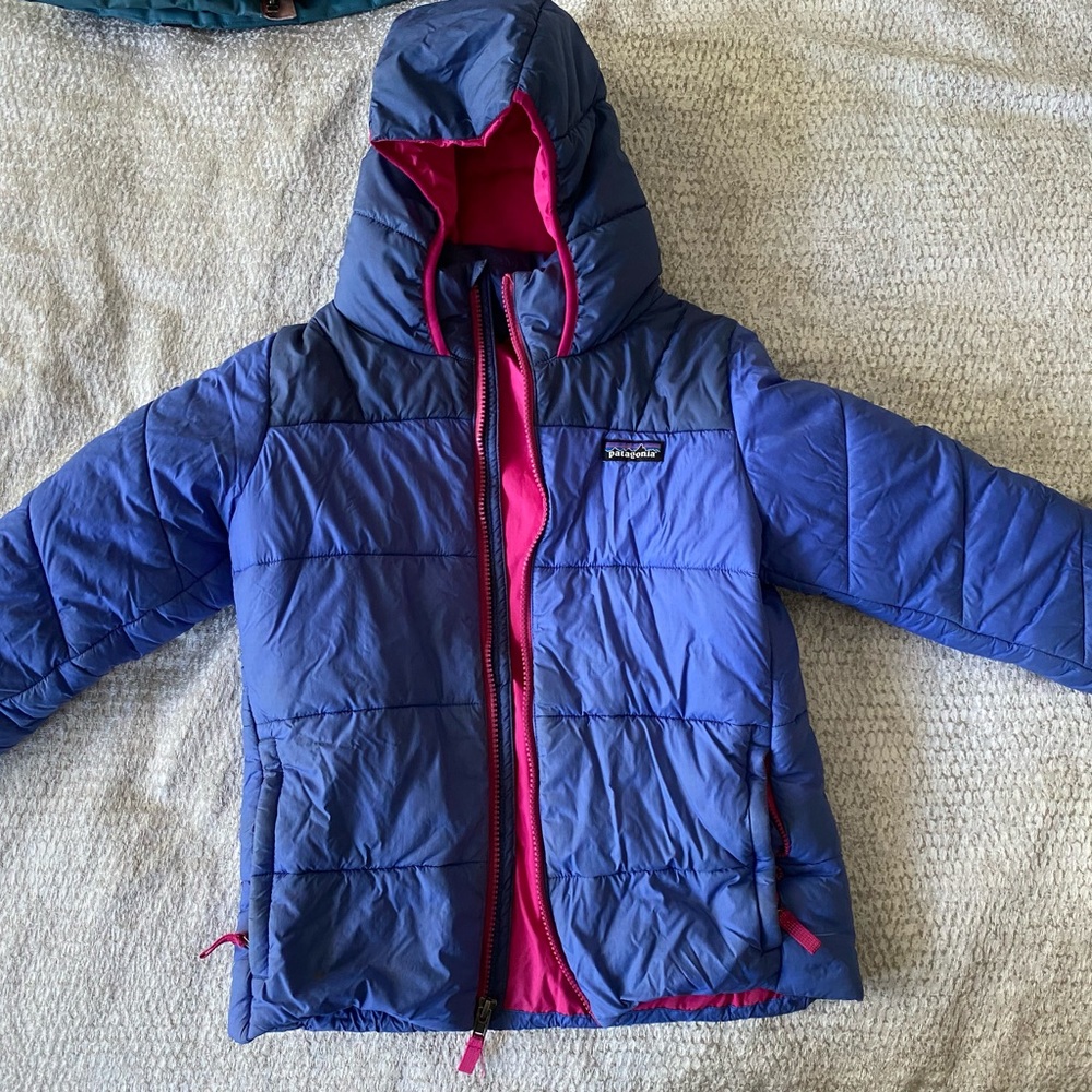 Patagonia Girls Winter Coat-SMALL (7-8 y.o.)
